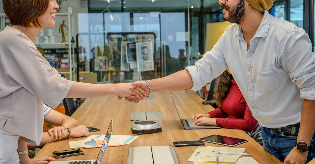 物联卡买卖：丽人荟详情下载教程app