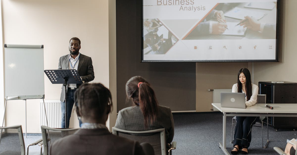 实名QQ号买卖：详情下载教程马上分期APP