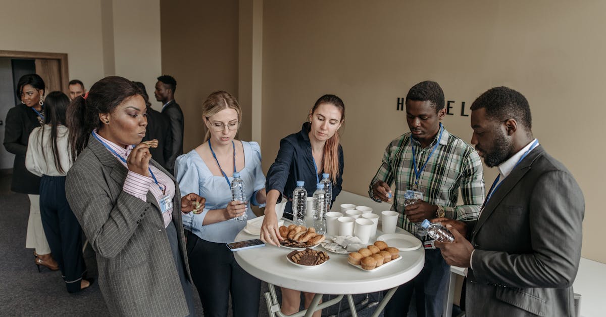 技术支持制造者在游戏过关攻略中的角色 